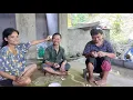 Download Lagu Sốc Anh Phú Đòi VỢ Đẻ Buổi Trưa.A HẦU Được cầm Tay Mẹ Đơn Thân.