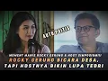 Download Lagu Rocky Gerung Salting? Host Cantik Ini Bikin Sang Filsuf Terkesima di Hari Desa Nasional