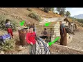 Download Lagu The day the shepherd came to help: A difficult test for a nomadic family