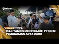 Download Lagu ISAK TANGIS MENYELIMUTI PROSESI PEMAKAMAN DIPLOMAT KEMLU ARYA DARU PANGAYUNAN