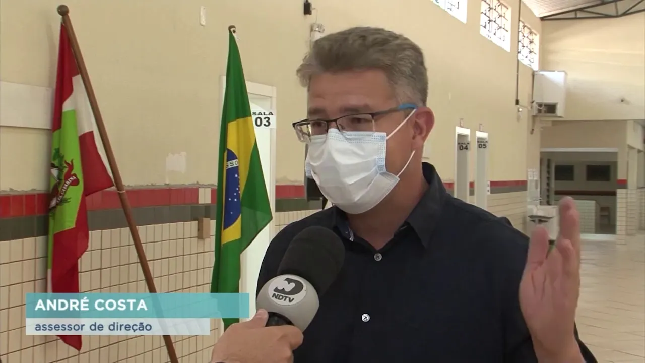 Governadora de SC no Oeste: Escola Druziana Sartori recebe materiais para retomada das aulas em 2021