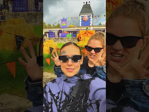 full vlog out now!!! Best day at ALTON TOWERS SCAREFEST! 🎃
