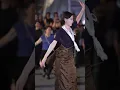 Download Lagu Yongzhen, populaire Tibetaanse dans, prachtig Tibetaans meisje