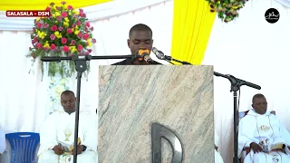 Tazama Kipaji Cha Pekee Cha Uimbaji Kwa Kijana Huyu Aimba Zaburi Kwa Sauti Nzuri Ajabu 