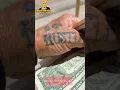 Download Lagu Waarom is iedereen zo dol op deze schroothoop?