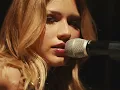 Bia Marques - Deixa Eu Te Sentir