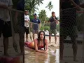 Download Lagu nelayan menemukan putri duyung dipantai, tersangkut jaring #penemuananeh #nelayan #pantai