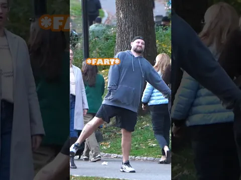 My HIP!! 😩💨 #shorts #funny #fartprank
