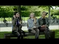 The brush off pantyhose girls