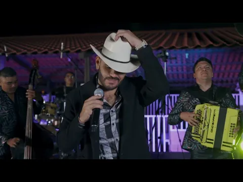 Download MP3 El Komander - Prohibida (En vivo desde mis caballerizas)