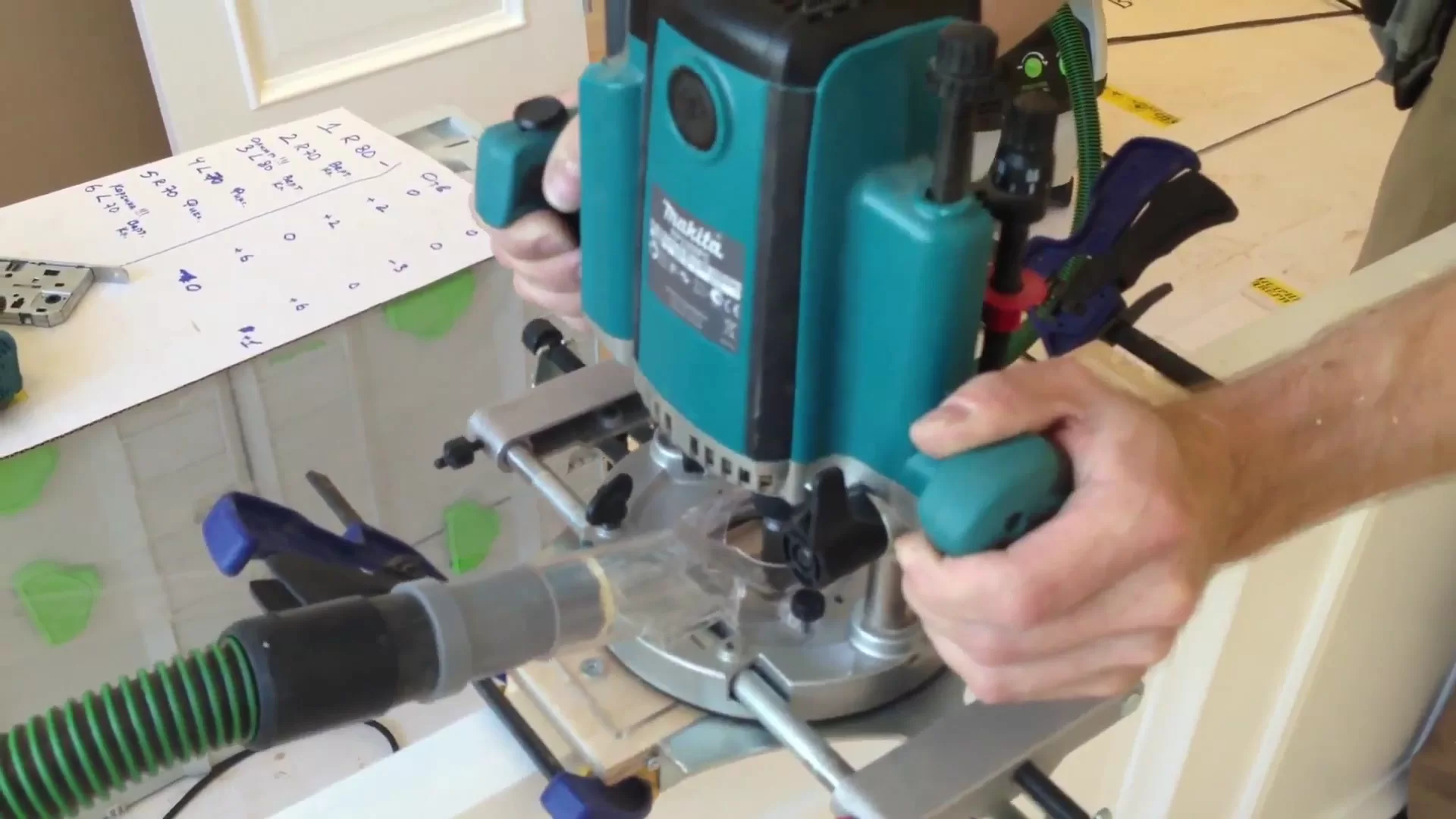 Врезка петель в межкомнатные двери по шаблону фарида