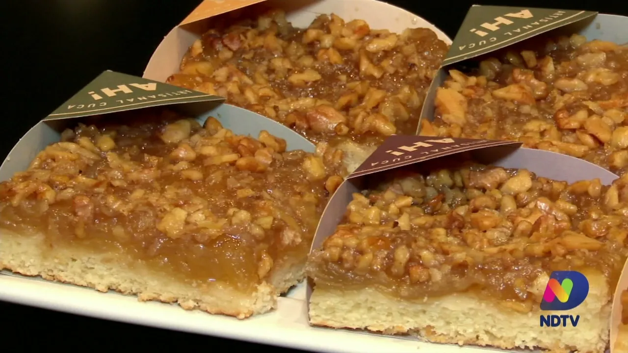 Aprenda a fazer uma deliciosa cuca de maça com nozes