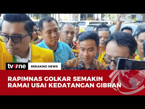 Tiba di Rapimnas Golkar, Gibran Disambut dengan Pelukan Dito Ariotedjo