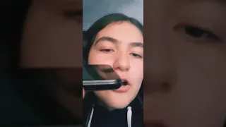 Girl trolls a dangerous extortionist