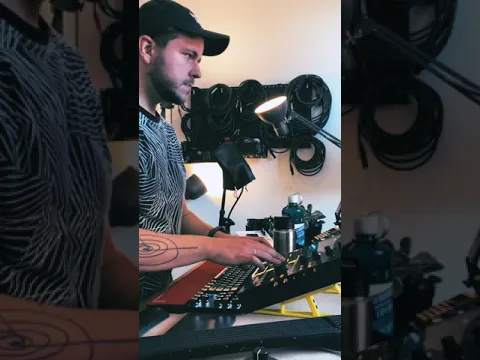 Making a beat with Parallel Universe Breaks | BØLT