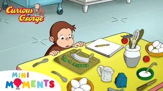 George Learns To Cook!🧑‍🍳🍳 | Curious George | Compilation | Mini Moments