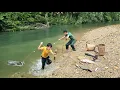 Download Lagu fishing with earthworms, Stream fishing skills, 2 highland boy arvesting fish for sale