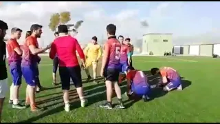 كرة القدم هي اروع عرض و فستيفال على وجة الأرص       دندنها