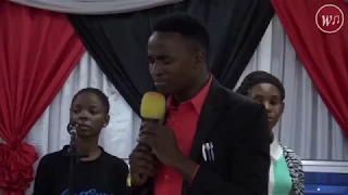 lazima utokwe na machozi baba yangu worship by isack mwaselela i decided over night