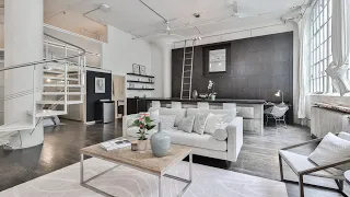 245 Carlaw Avenue