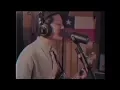 Download Lagu boy pablo - Flowers (Live version)