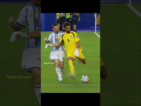 When Goalkeepers get Bored 😤