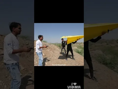 we fly paper Aeroplane ✈️ 😱 #ishamalviya #shorts