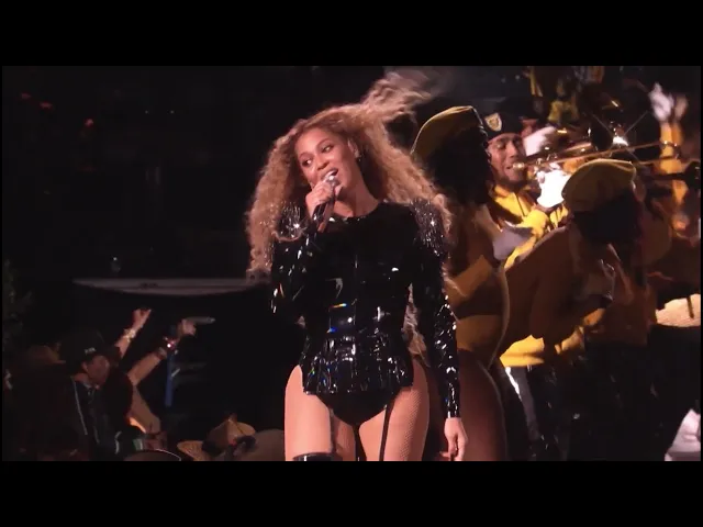 Download MP3 Beyoncé - Hold Up/Countdown (Homecoming) [LIVE]