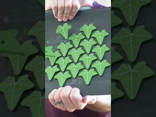 Magnetivy - English Ivy Fridge Magnet with Articulating Stems - Print in Place Hinges video thumbnail