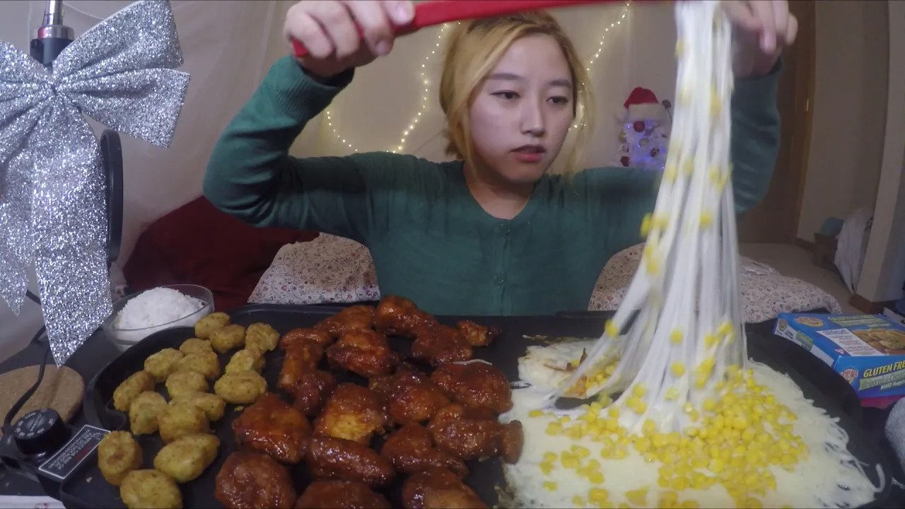 Corn Mozzarella Fondue + Chicken   MUKBANG