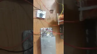 This Motor Runs on ONE Battery and Charges Itself (Bedini Experiment جربت محرك بديني الذي يشحن نفسه