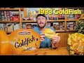 Download Lagu 32 Year Old GoldFish Eating 