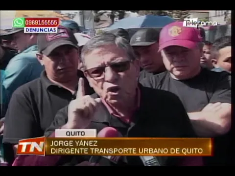 Transportistas urbanos de Quito marcharon por el incremento de pasajes