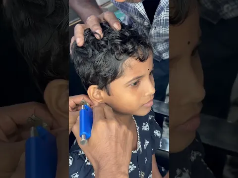 Small girl 👂 piercing 🔥😱🫵 #viral #earpiercing #haircut #trending