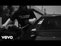 Download Lagu Leon Thomas - MUTT (Visualizer)