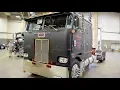 Bart Boudreaux s 1980 Peterbilt 352 cabover