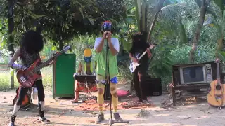 sweet september hatiku kau guris luka cover by kelembaiband 