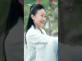 穷小子奉婚约下山，竟撞见美女总裁被恶徒围堵！他当场出手震慑全场，冰山总裁又惊又喜，竟直接拉他回家领证闪婚！