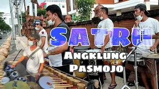 Download SATRU ..Versi angklung Pasmojo. MP3