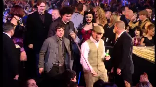 Download Arctic Monkeys win MasterCard Album of the Year presented by Vic Reeves | BRIT Awards 2008 MP3