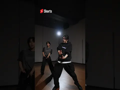 Stray Kids