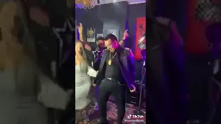 لورديانه البرازليه مع محمود الليثي اه ي قشطه بالزبادي 