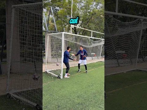 El defensa y portero no supieron qué hacer 🥲⚽️