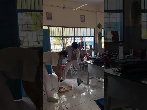 Ada guru baru rajin