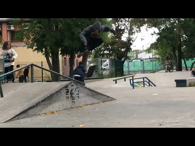 Видео