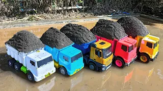 Membersihkan Truk Tronton Pasir Dan Menemukan Mobil Mobilan, Tayo, Beko, Damkar, Loader, Crane