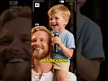 Download Lagu The sweet singing of the twins moved the whole audience, the love of the father#fatherslove  #music