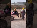 Download Lagu #مضحك بغى يتزوج بها غير شافت طوموبيل بغات تعومو في دار 😂