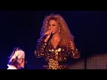 Beyoncé performs Irreplaceable | Glastonbury 2011 - BBC