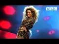 Download Lagu Beyoncé performs Irreplaceable | Glastonbury 2011 - BBC